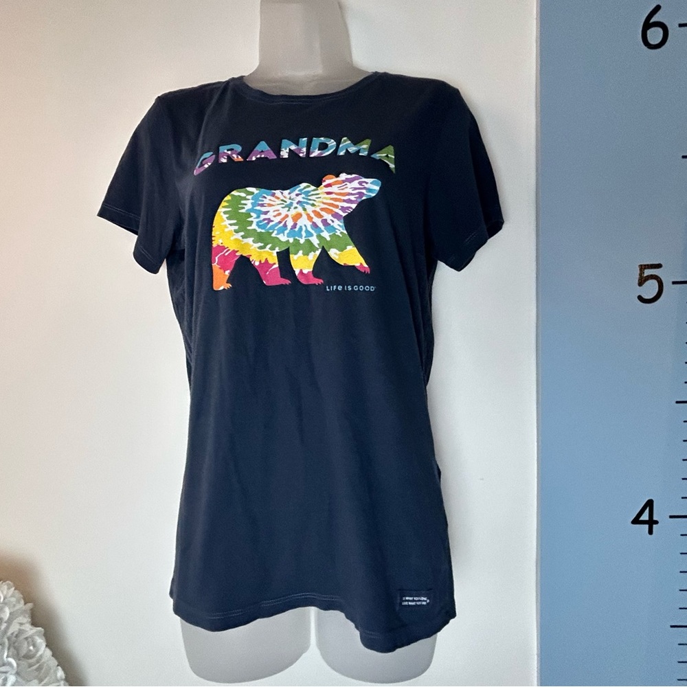 Life is Good Dark Blue "Grandma" Bear Crusher-lite T-Shirt Med. Women's
